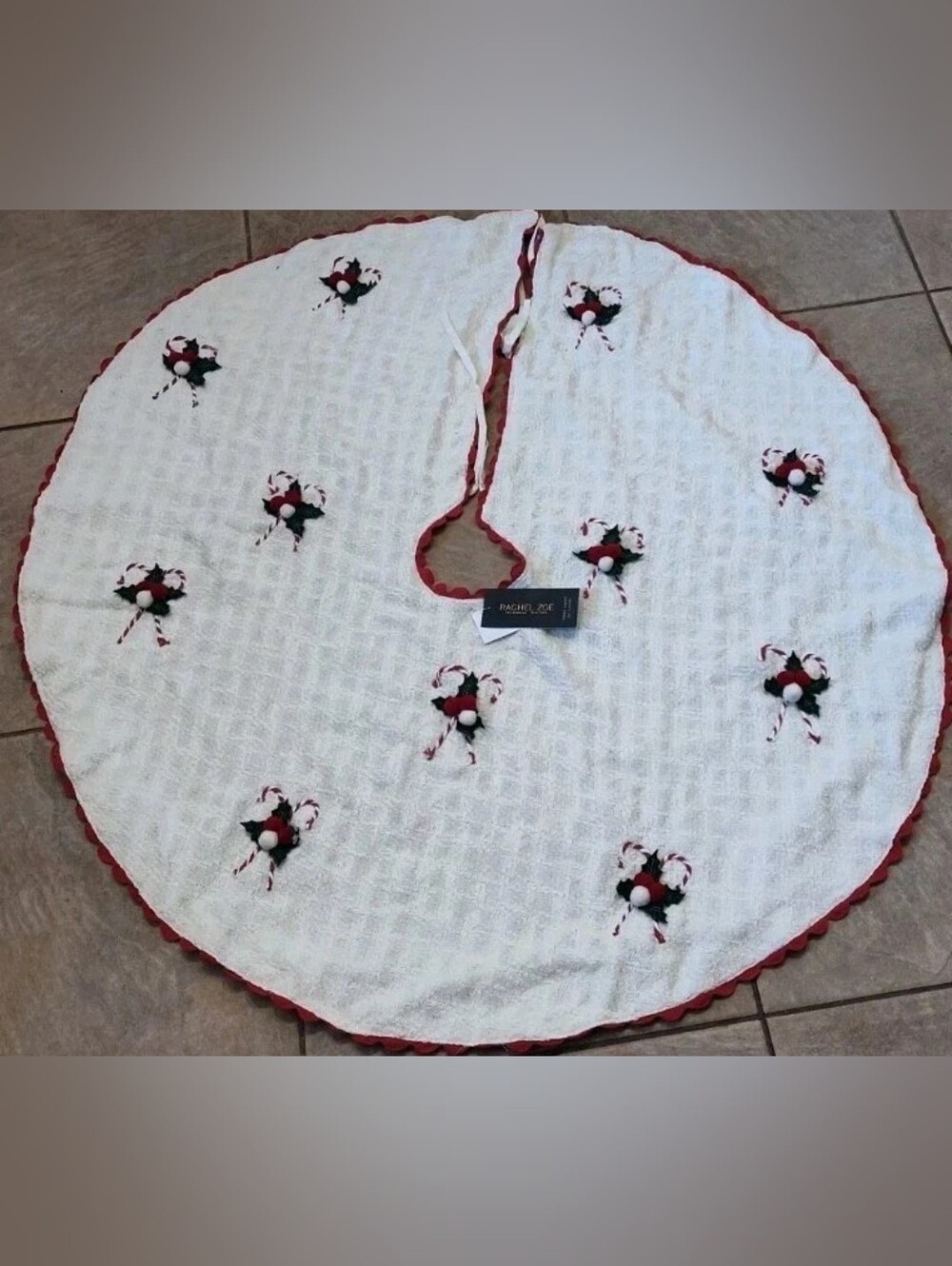 Rachel Zoe Christmas Tree Skirt-NWT 52”-100% Polyester Cotton With Candy Canes